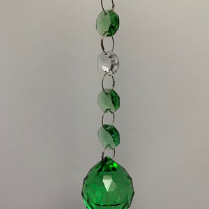 Green Crystal Sun Catcher, Octagon Prism and Faceted Crystal Ball Sun Catcher Suncatcher Window Jewelry Mobile Garden Decor Yard Art